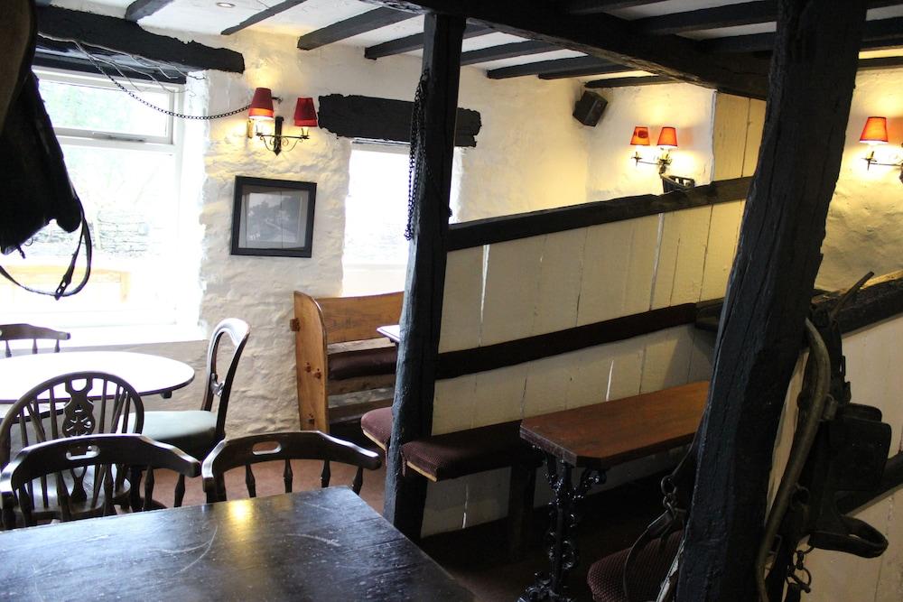 The Cuckoo Brow Inn Near Sawrey Exterior photo