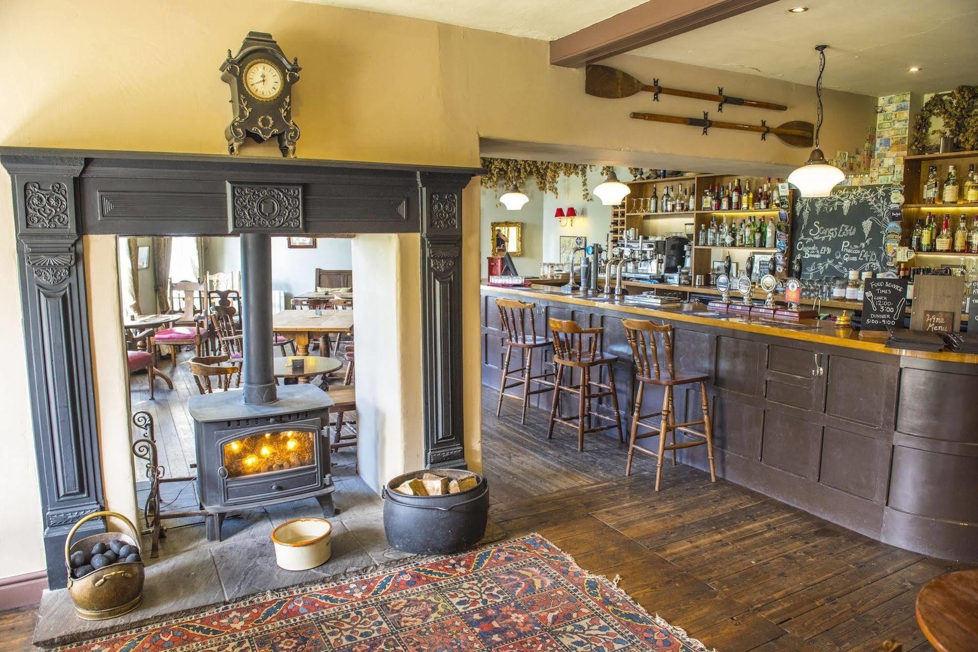 The Cuckoo Brow Inn Near Sawrey Exterior photo